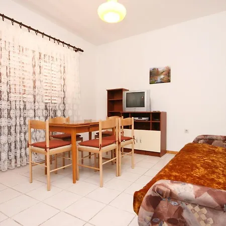 Pag 4119d Apartment *