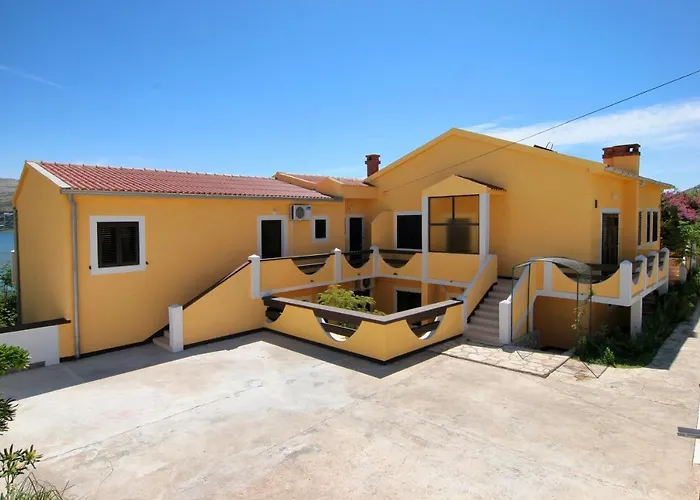 Apartment Pag 4119d Pag Town